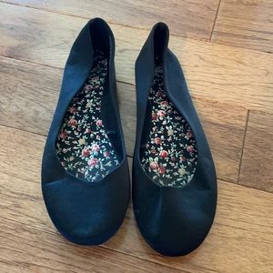 Black flats